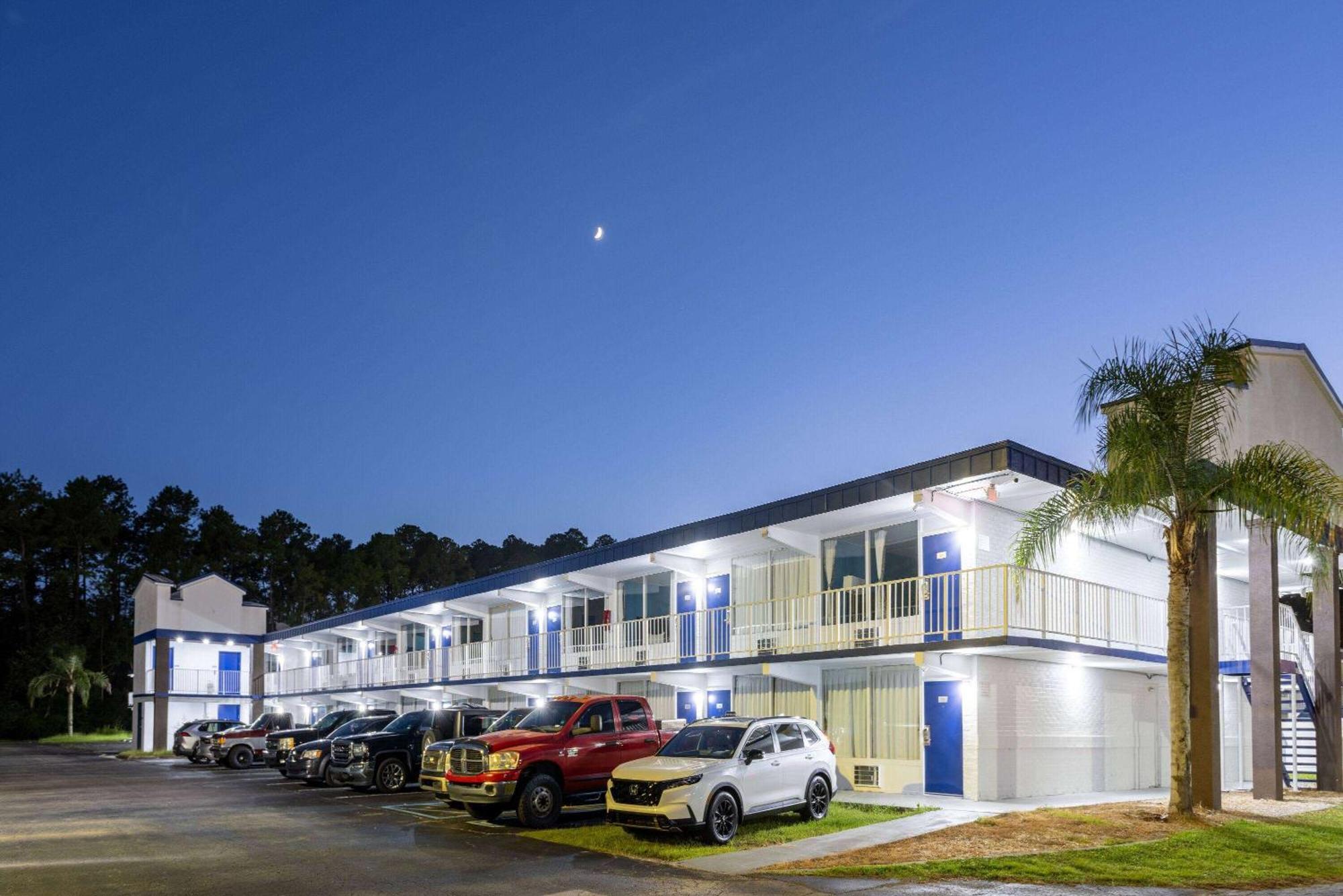 Travelodge By Wyndham Kingsland Ga エクステリア 写真